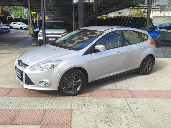 FORD FOCUS 1.6 S SEDAN 16V FLEX 4P POWERSHIFT FORD FOCUS 1.6 S SEDAN 16V FLEX 4P POWERSHIFT
